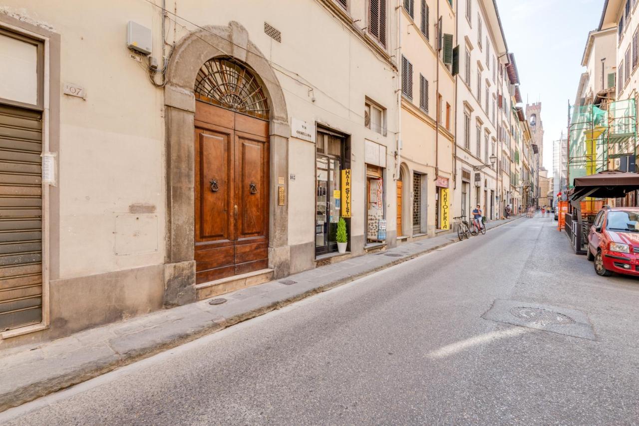 Piazza Santa Croce Design Apartment With Balcony Florencja Zewnętrze zdjęcie