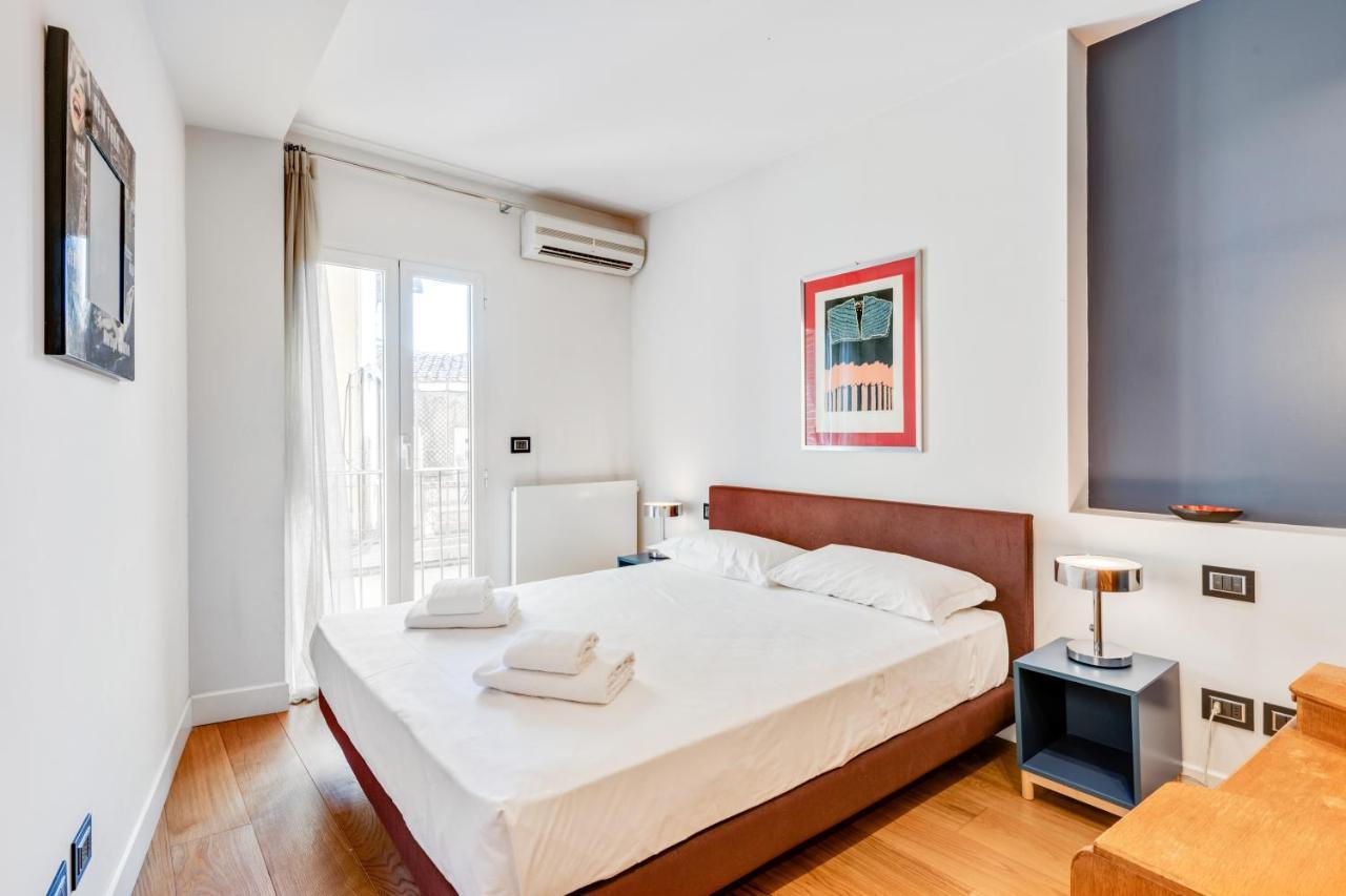 Piazza Santa Croce Design Apartment With Balcony Florencja Zewnętrze zdjęcie